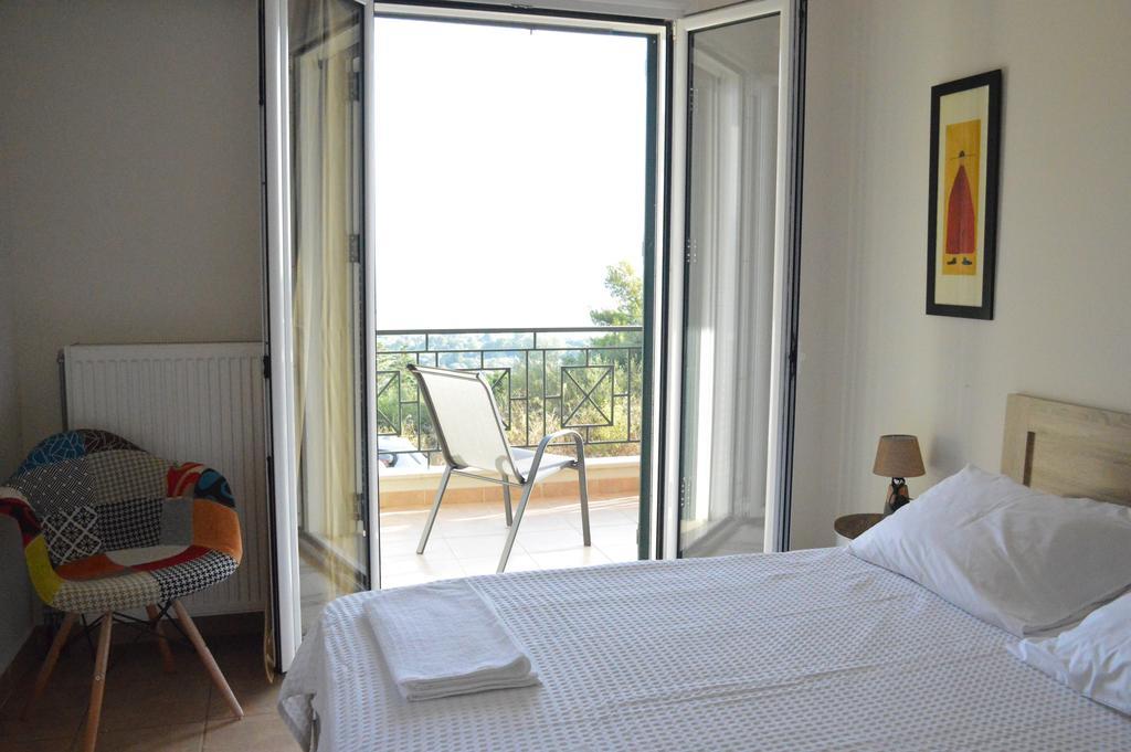 Erismini Apartment Frinion Luaran gambar